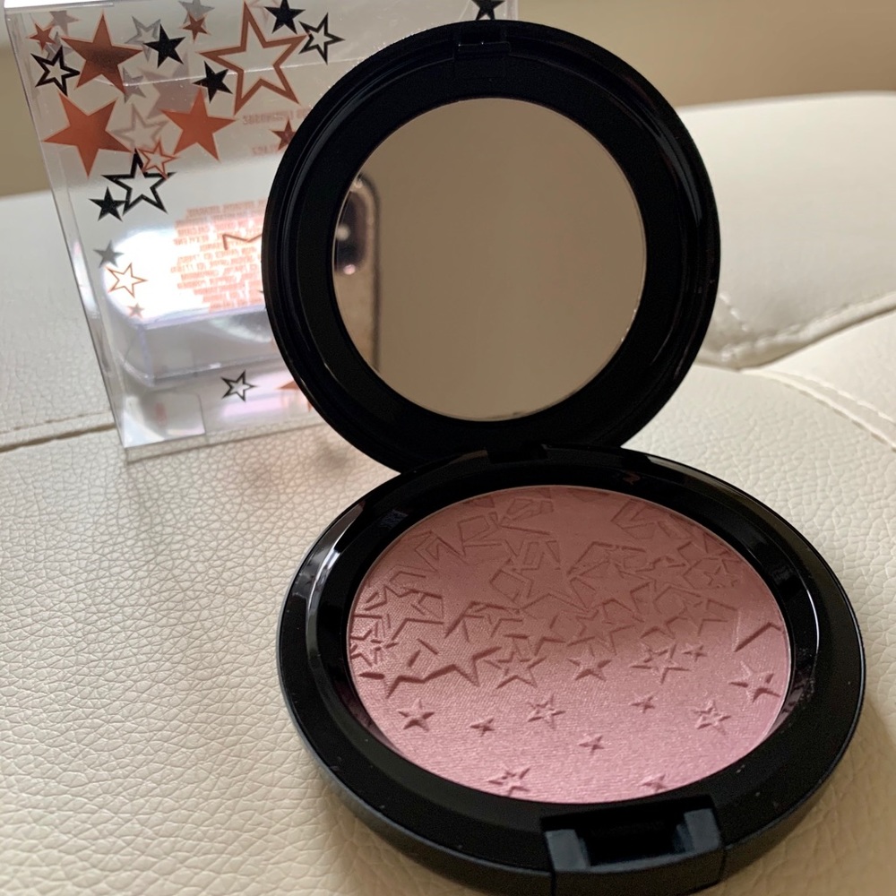 COPY - MAC limited edition beauty powder